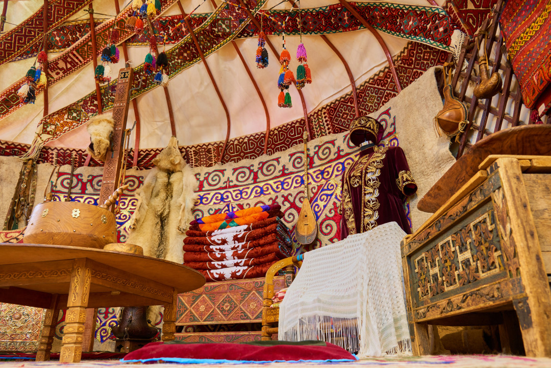 Байғазы деген не? Сыйлық беруге байланысты қазақтың жөн-жоралғылары