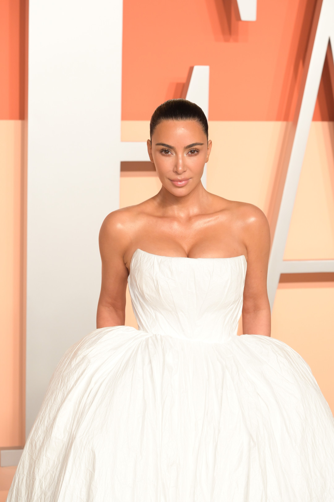 Скандальное прошлое, блестящее настоящее: знаменитости, которые начали свою карьеру с порно