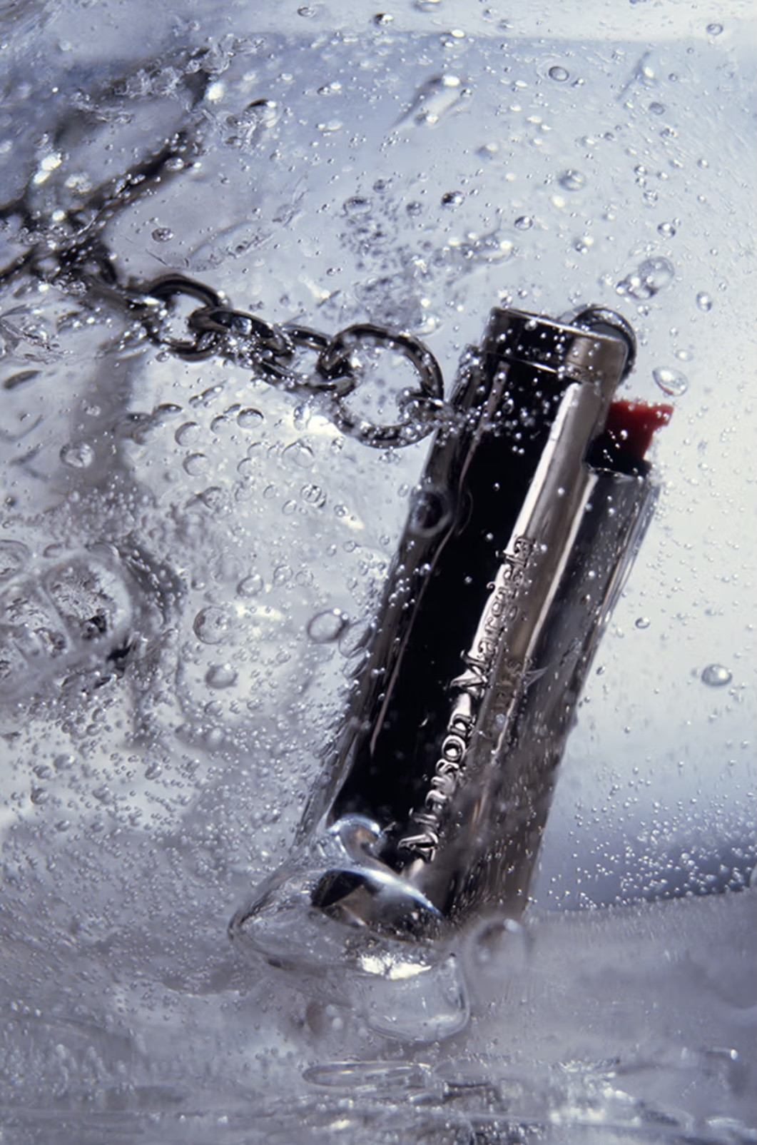 праздничный кампейн Maison Margiela 2025