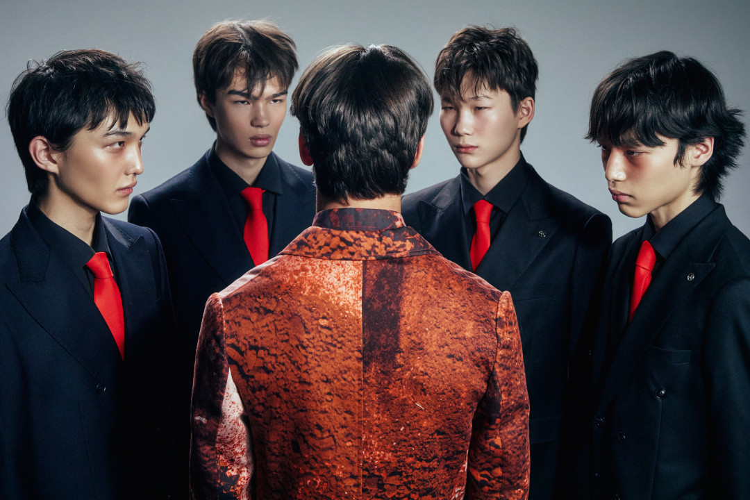 Новая смена: каверстори свежего номера Harper's BAZAAR Kazakhstan