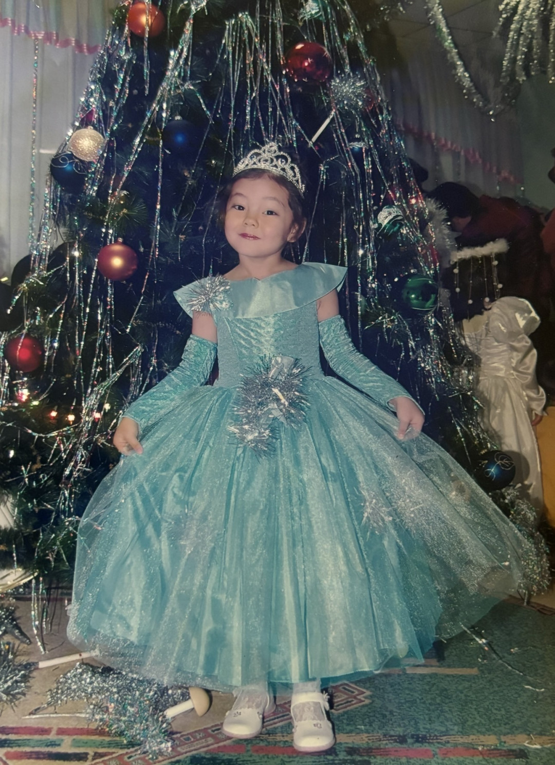 Редакция Harper’s BAZAAR Kazakhstan делится самыми теплыми воспоминаниями о Новом годе из детства 