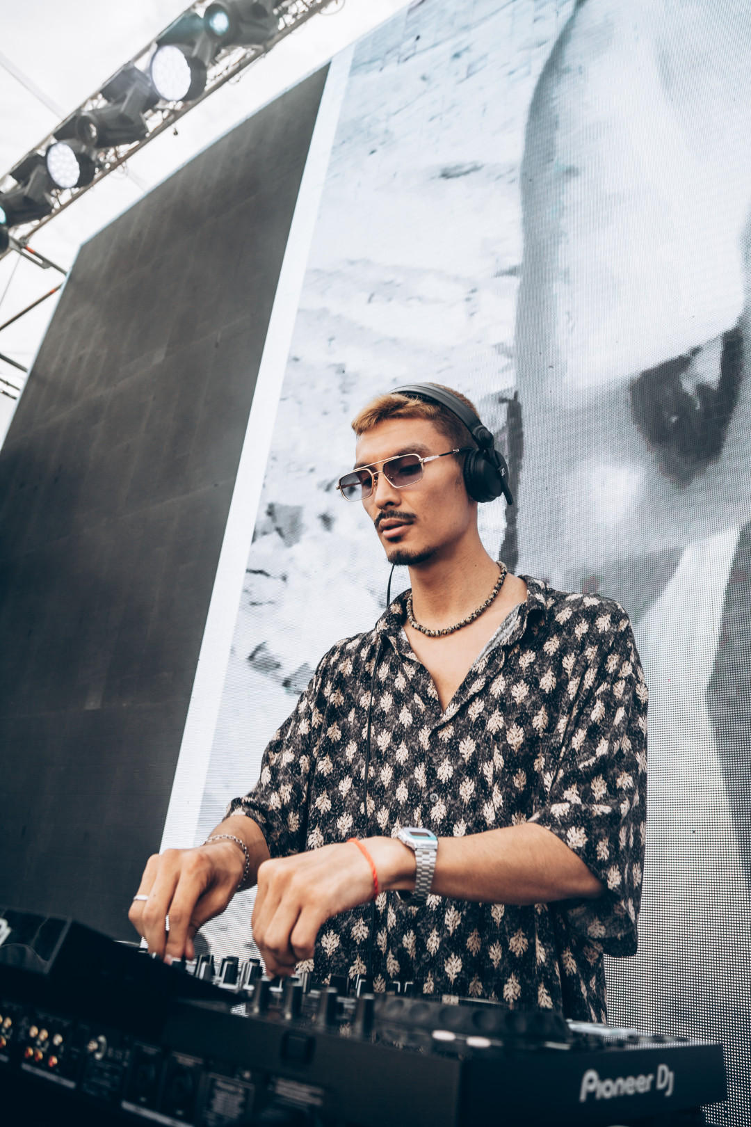 Отгремел Пикник by Partners в Актау, который посетили 6 тысяч человек. И вот как все прошло