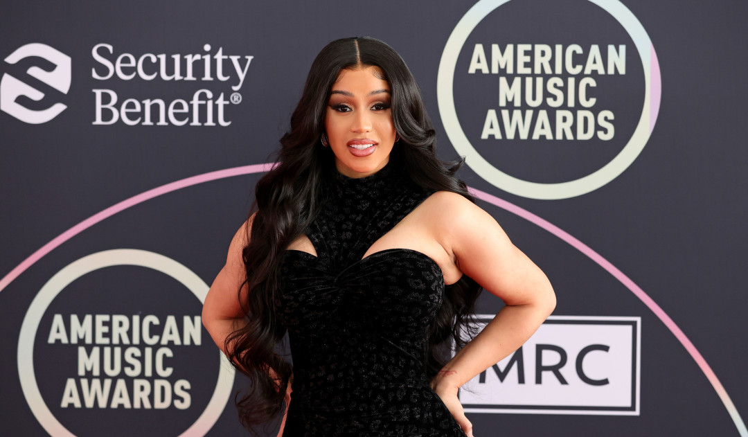 Карди Би ждет четвертого ребенка