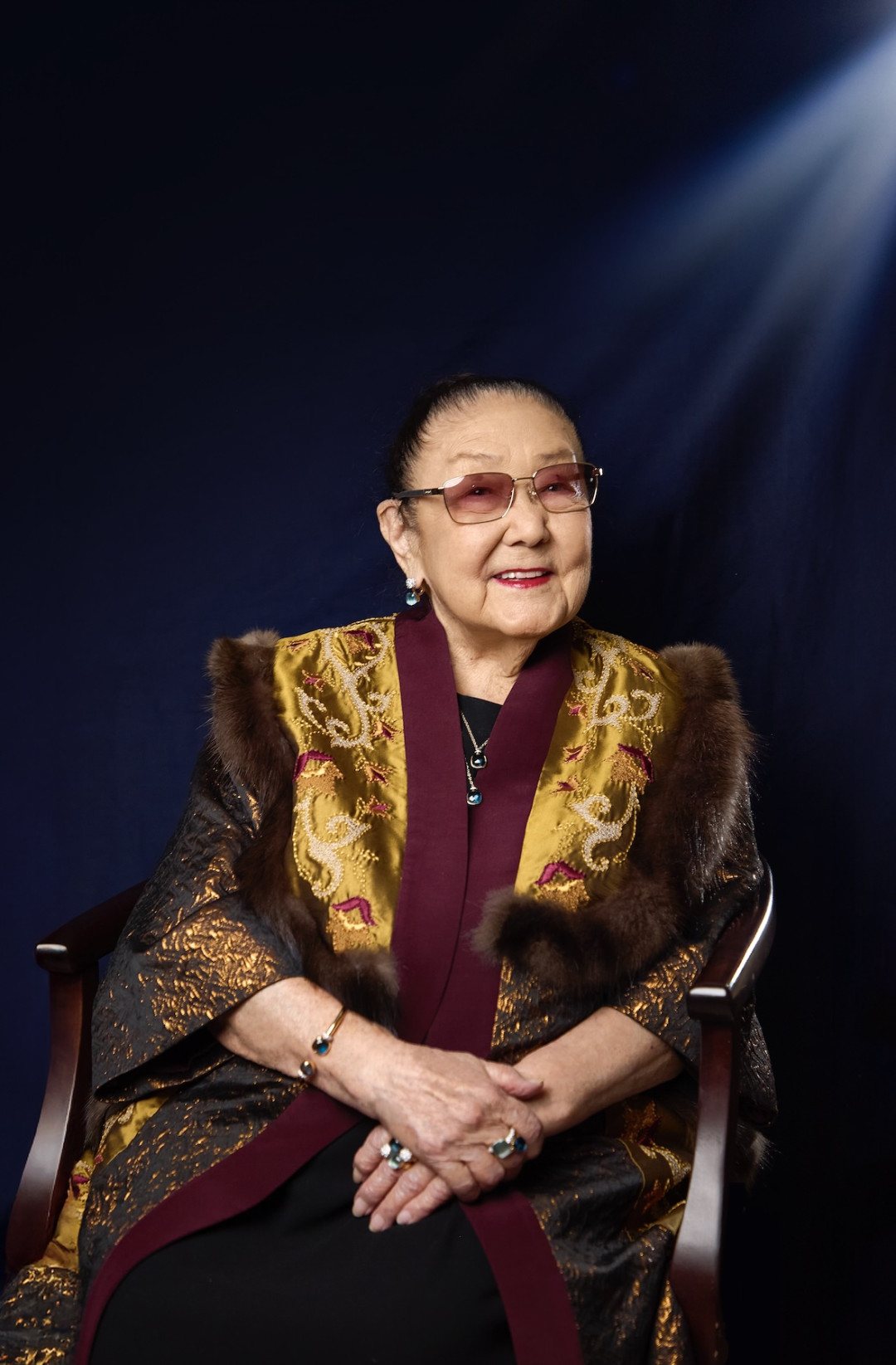 «Звездой я стану потом»: Бибигуль Тулегенова — о величие, собственном стиле и дива своего времени 