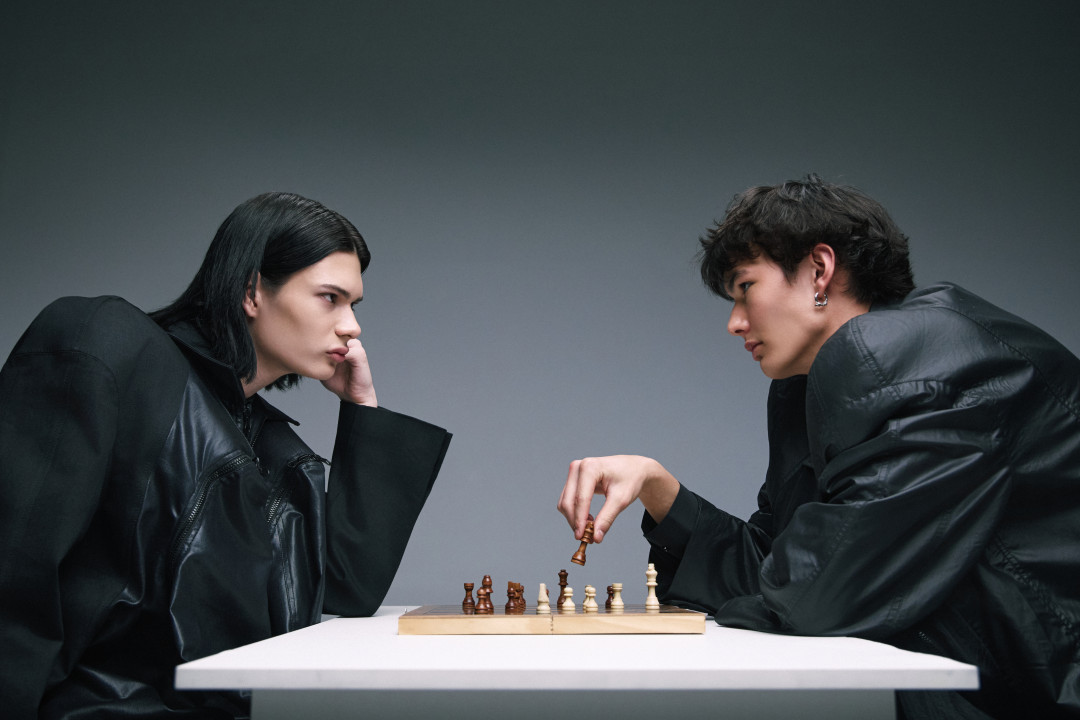 Новая смена: каверстори нового номера Harper's BAZAAR Kazakhstan