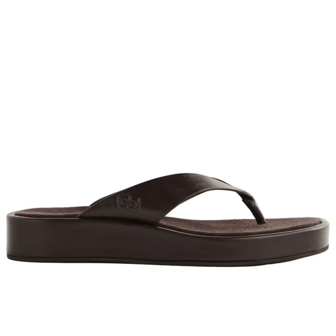 Дәл осы ңғайлы аяқ киімдер 2025 жылдың жазында белсенді саяхаттарда таптырмас көмекшіге айналады