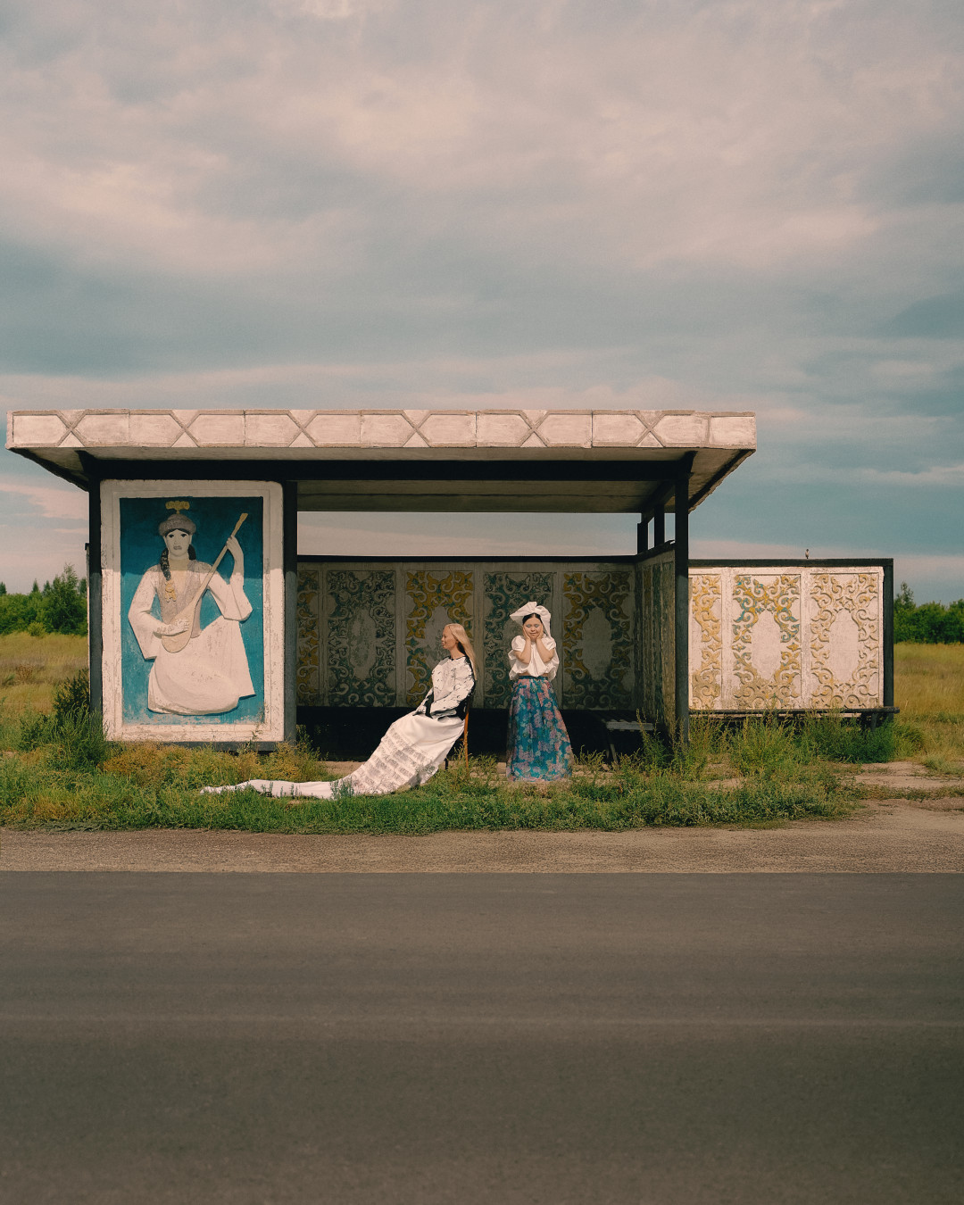 Following the sun: выставка фотографа Анель Базыловой