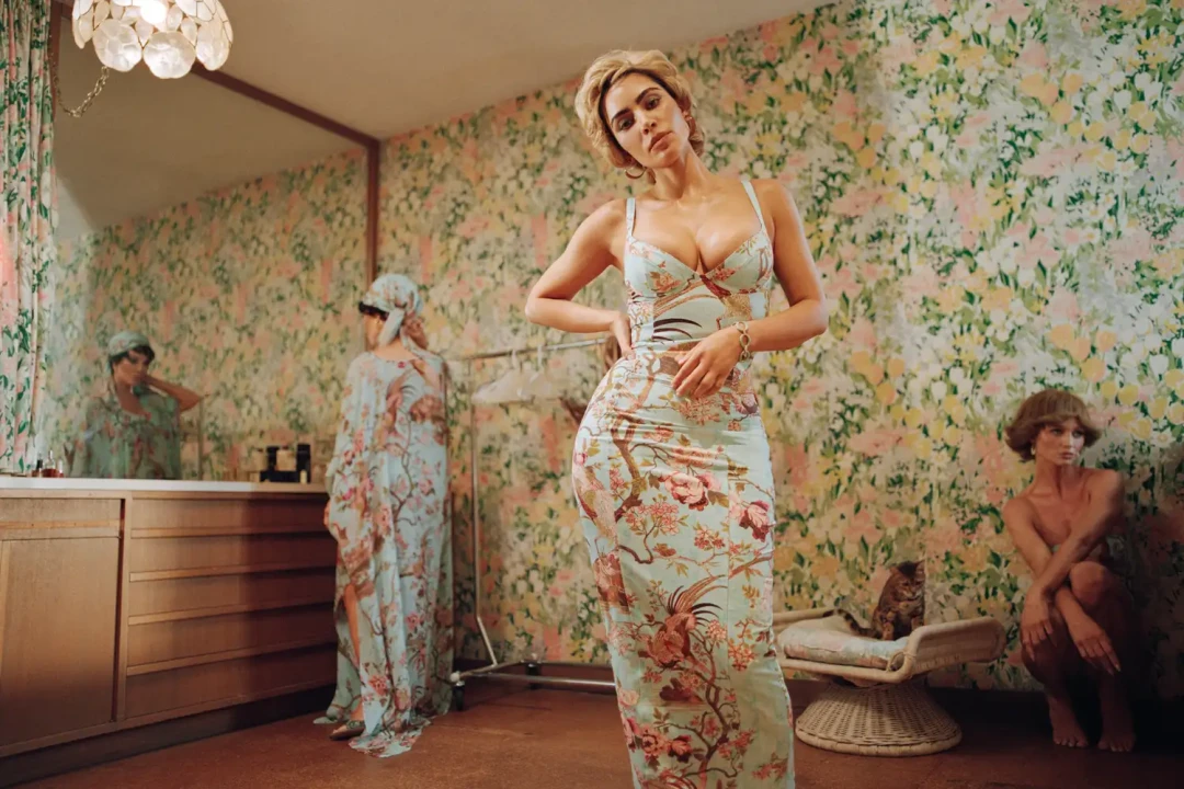 Горячая и страстная коллаборация SKIMS и Roberto Cavalli