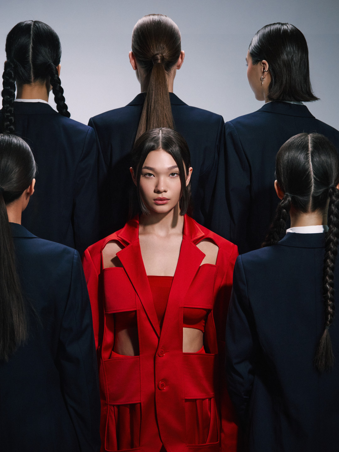 Новая смена: каверстори свежего номера Harper's BAZAAR Kazakhstan