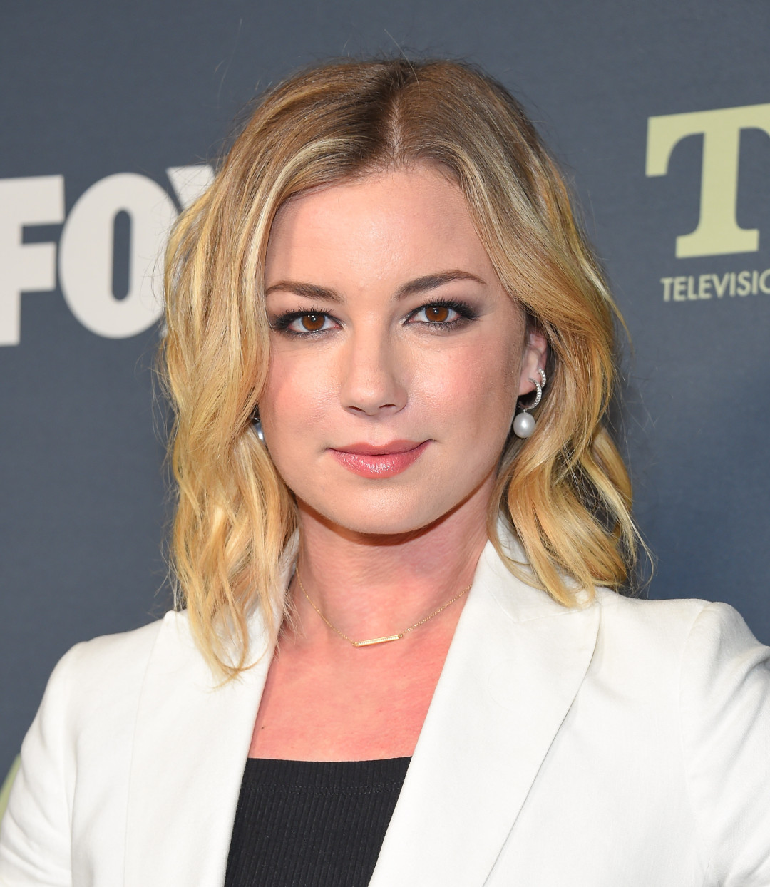 Самые шокирующие уходы актеров из сериалов: "Одни из нас", "Анатомия страсти" и другие шоу