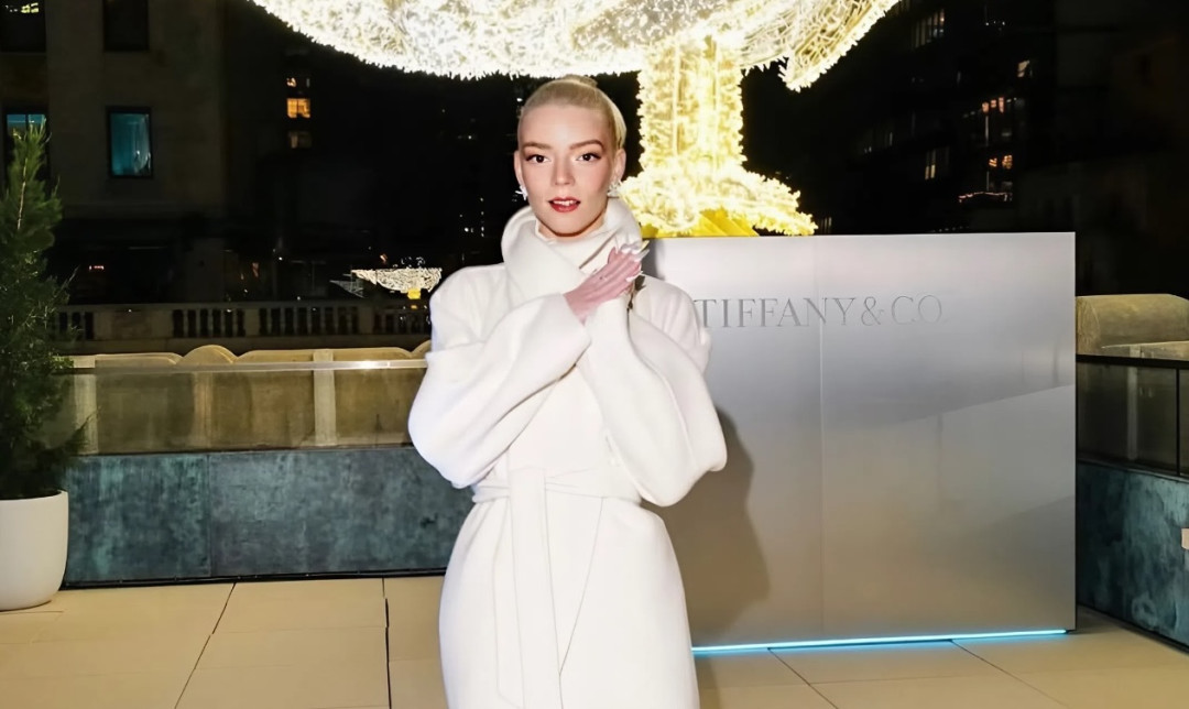 белоснежное пальто