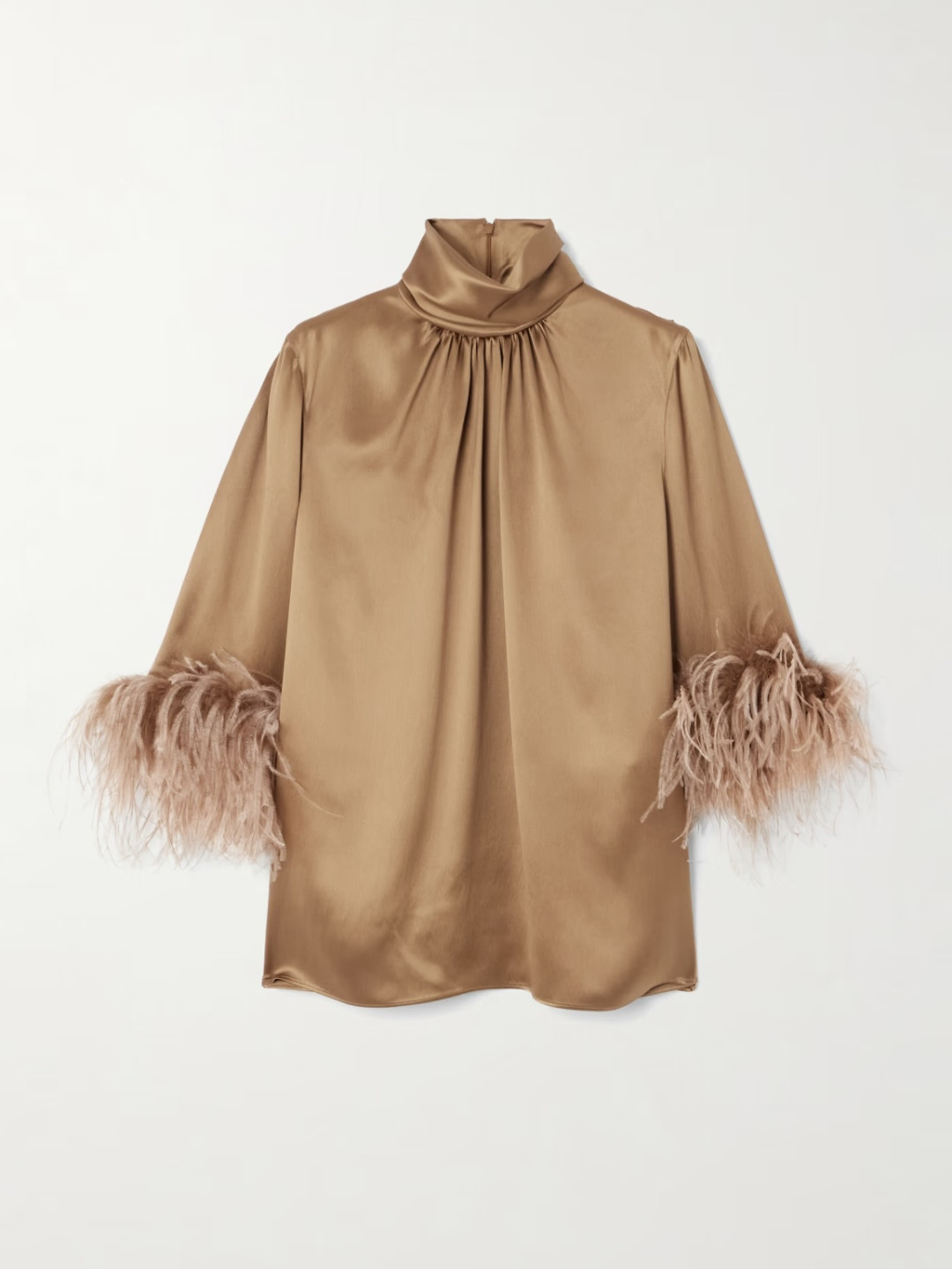 Где купить блузу с перьями как у Карлы Ергалиевой?