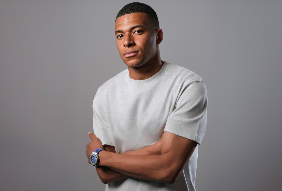 Classic Fusion Chronograph UEFA Champions League Titanium