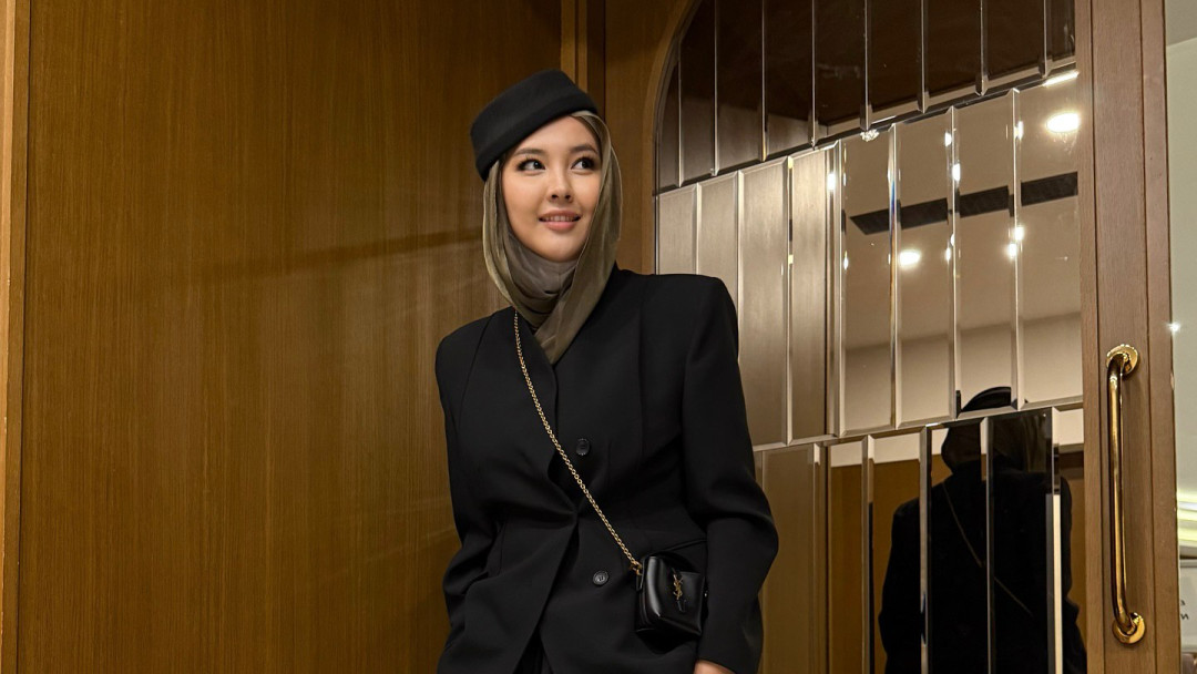 «3 жыл үнсіздік»: Айдана Меденова сахнаға оралып, жаңа әнін ұсынды