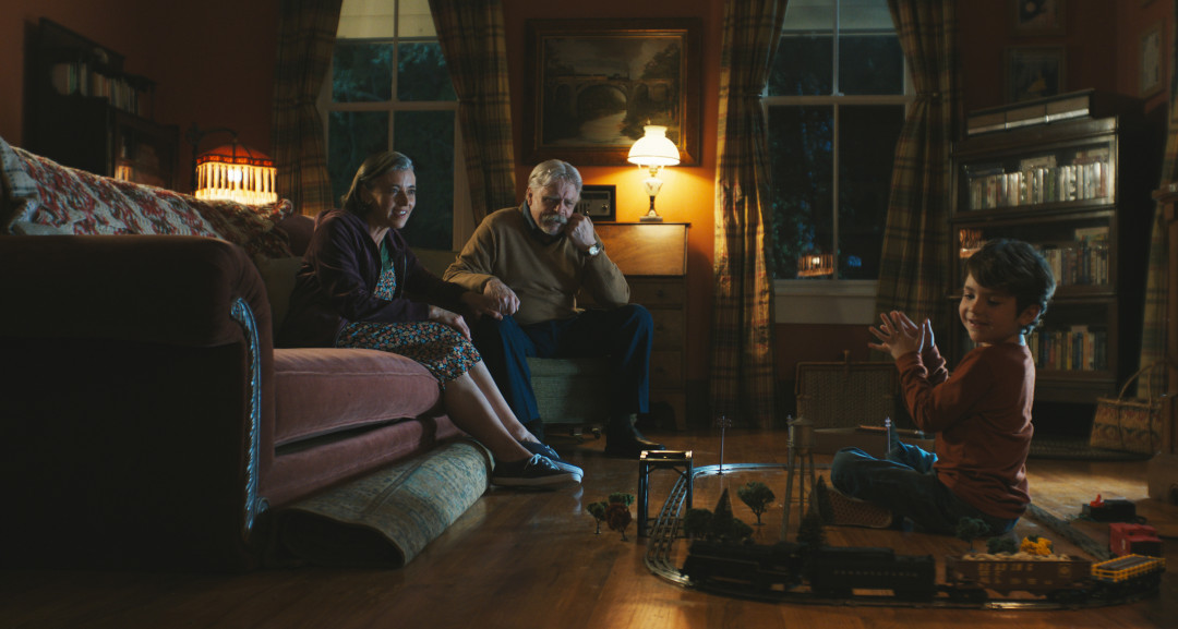 Том Хиддлстон, Майк Флэнаган и другие — о самом добром и жизнеутверждающем фильме года — «Жизнь Чака»