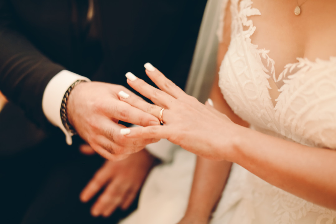 Үйлену тойындағы суреттерде әдемі көріну үшін не істеу керек?