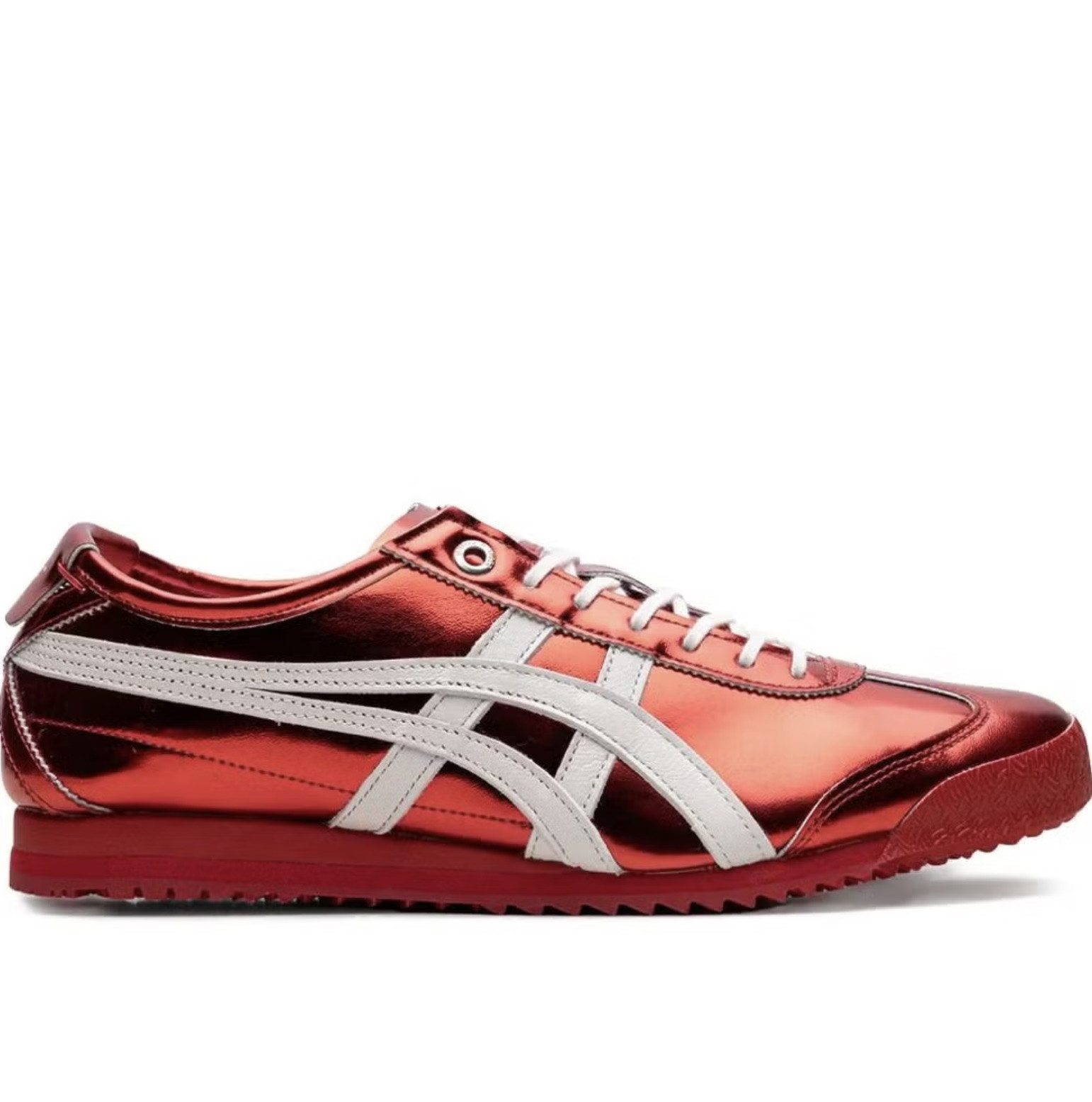 Красные кроссовки 