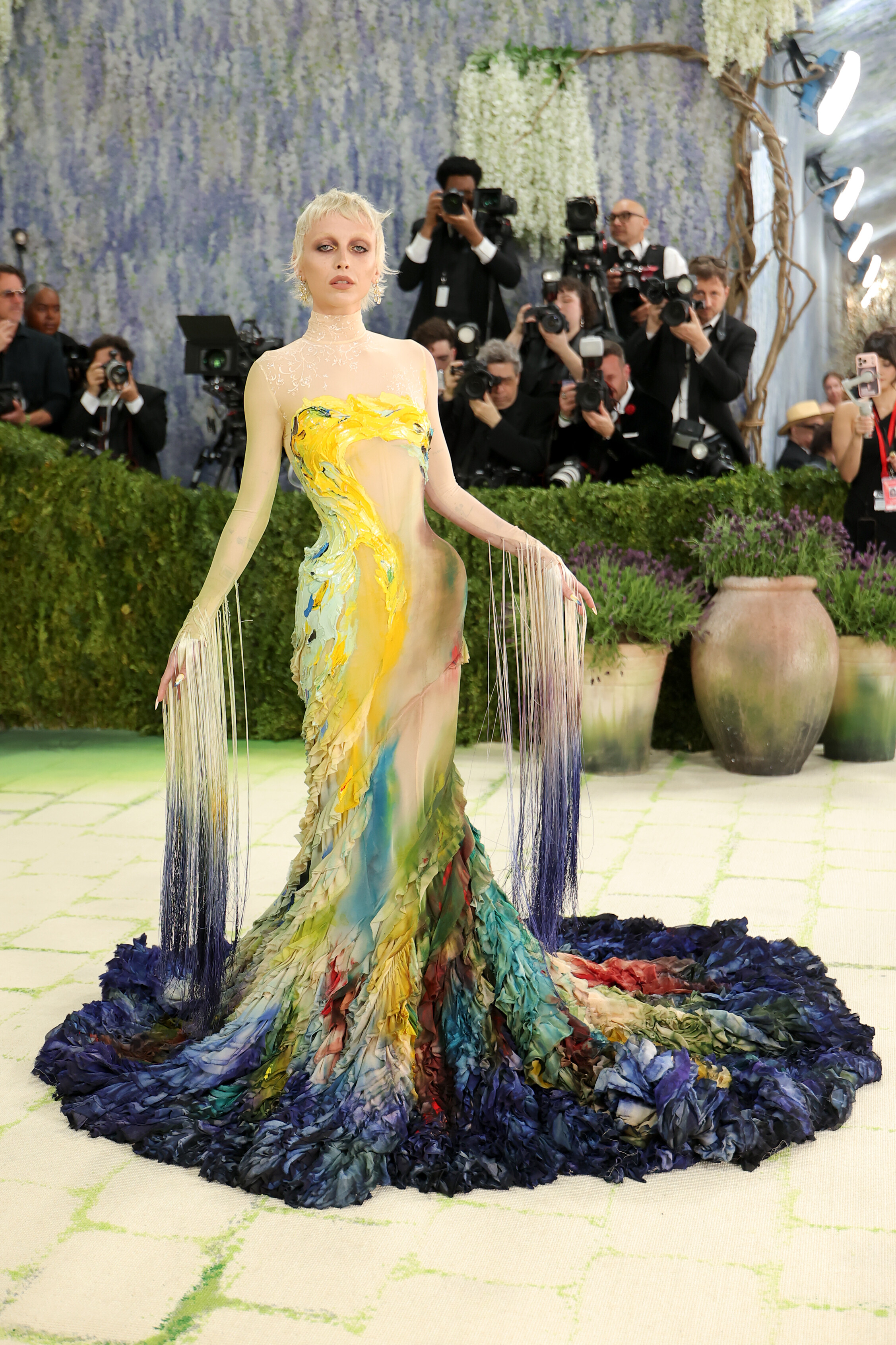 Costume Art: самые впечатляющие образы знаменитостей с Met Gala 2026