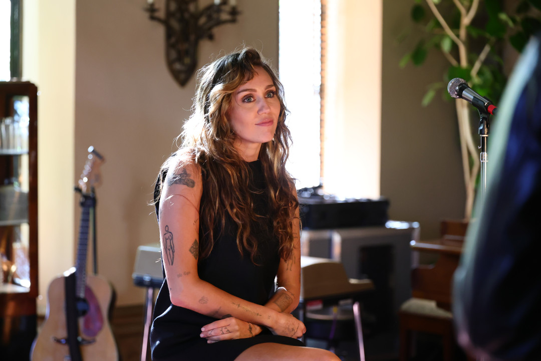 Наоми Кэмпбелл Майли Сайрус