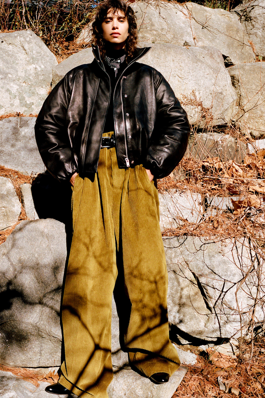 Куртки с высоким широким воротником