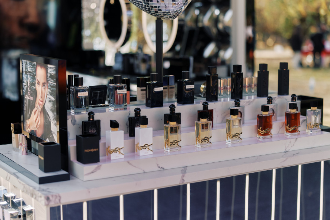 YSL Beauty Light Club