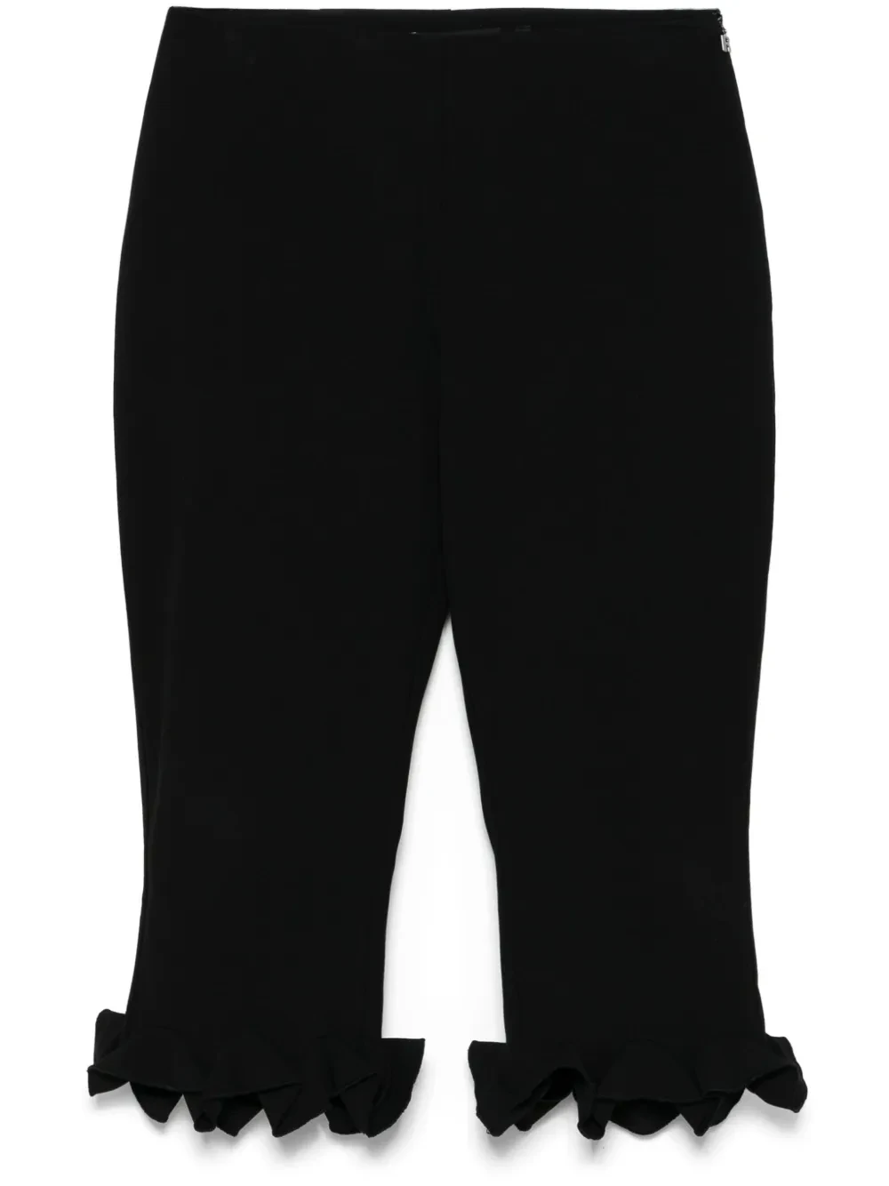 Где найти черные капри как у Фаризы Ескермес?