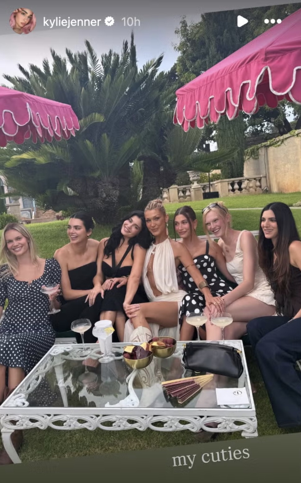 Кайли, Кендалл, Хейли и Белла 