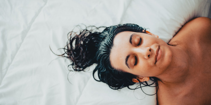 Hydrafacial: шаштың саулығына арналған жаңа процедура жайлы нені білу қажет?