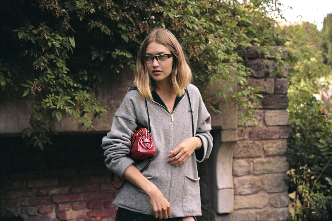 праздничный кампейн Miu Miu 2025 года