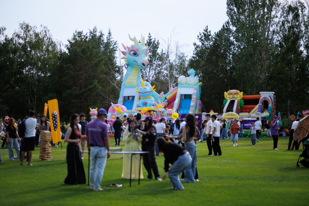 Столичные танцы под дождем: как прошел Пикник by Partners в Астане? Его посетили 6500 человек!