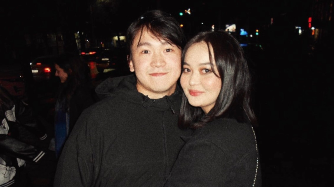 «Ирина Кайратовна» тобының мүшесі Алдияр Жапарханов алғаш рет әке атанды