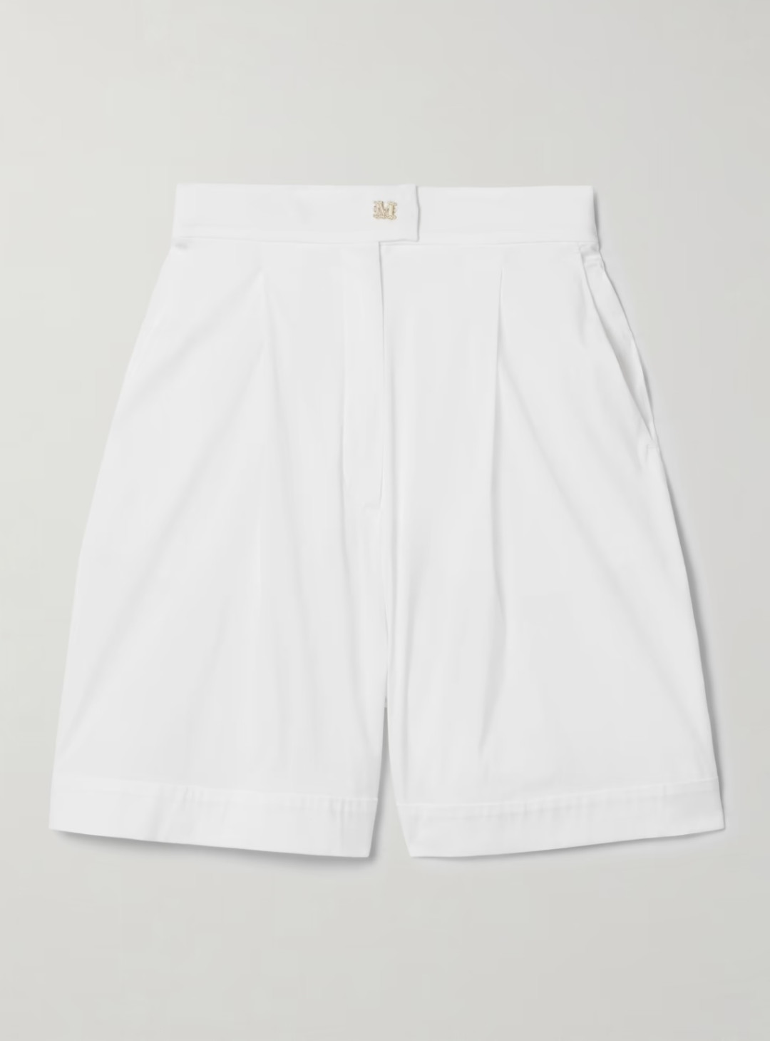 Где найти белые шорты как у Эльзы Хоск?