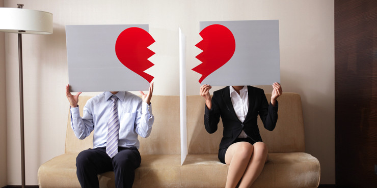 Ажырасу – жалғыз шешім: некенің сәтсіз екенін қалай түсінуге болады?