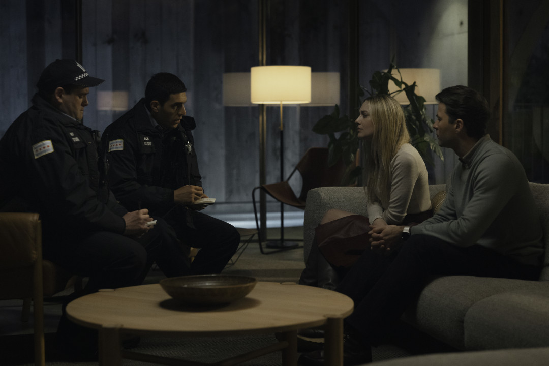 Эксклюзивное видеоинтервью Harper’s BAZAAR Kazakhstan с Джейком Лэси, звездой сериалов «Во всем виновата она» и «Белый лотос», — о его неоднозначных персонажах, игре на гитаре с Сарой Снук и отношении к социальным сетям