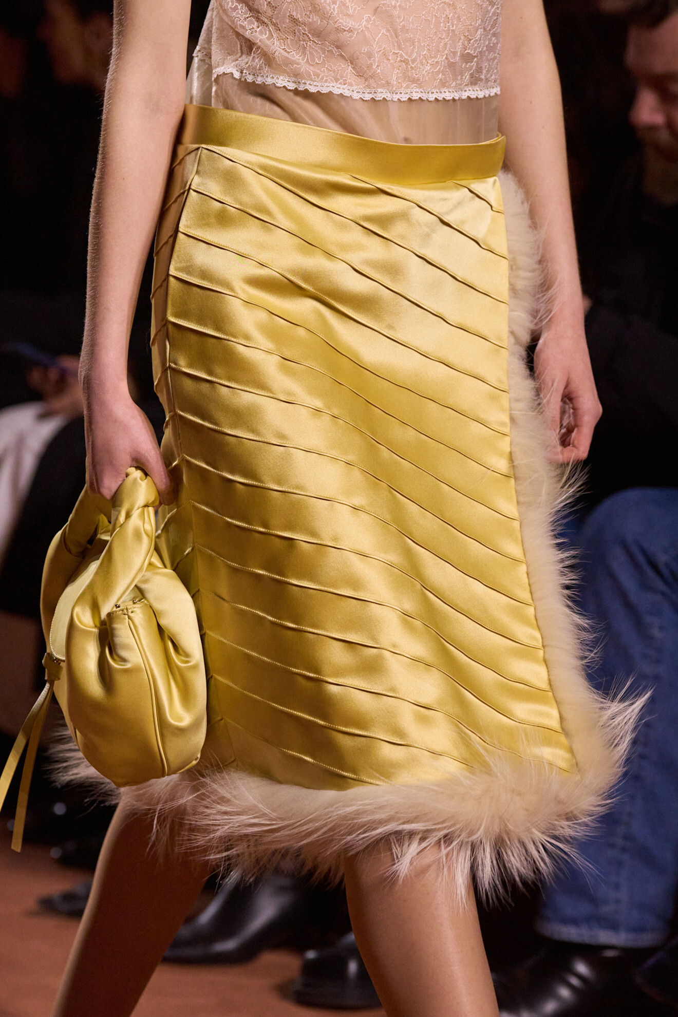сумка FENDI Spy Bag