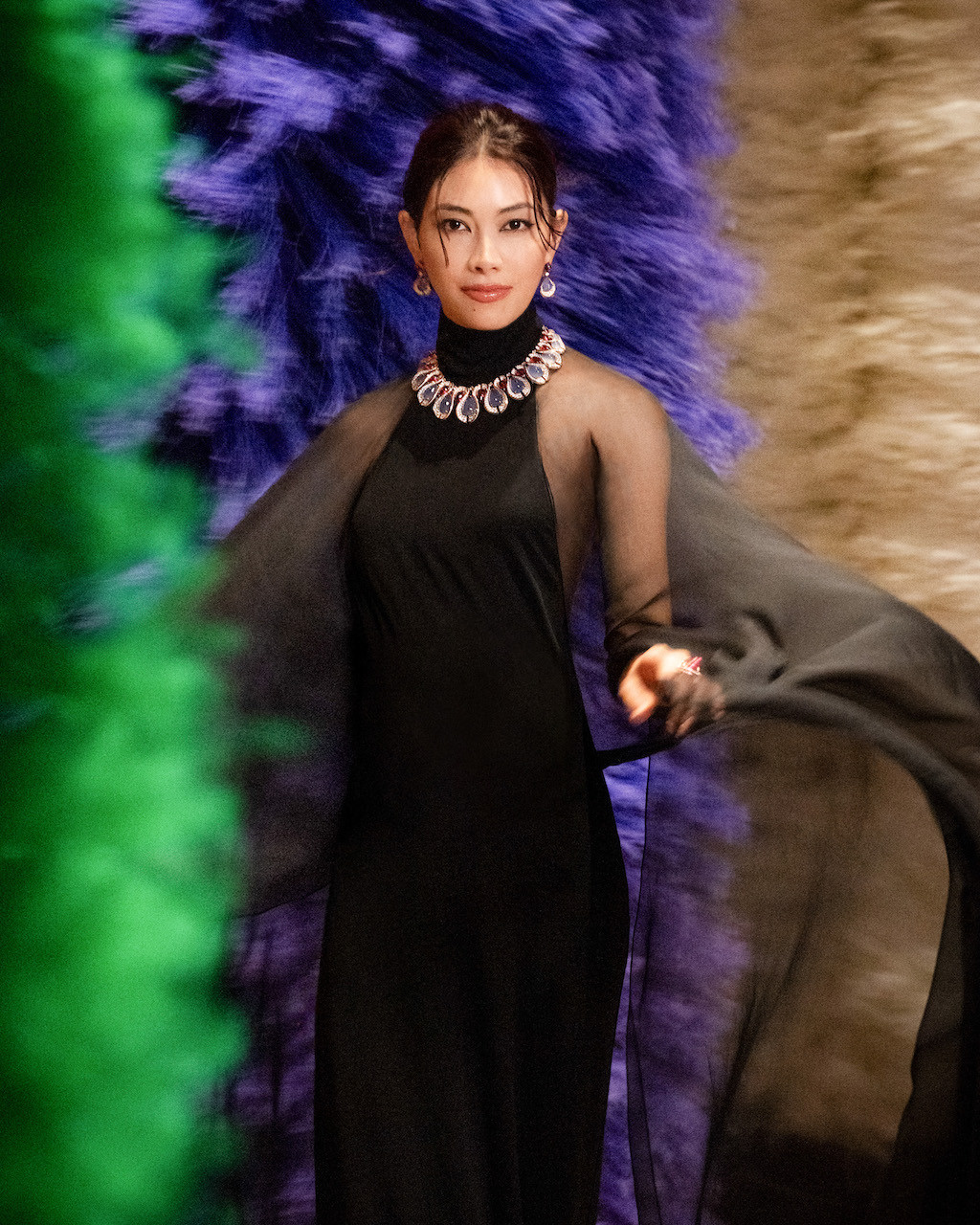 «Калейдоскоп Bvlgari: Цвета, Культуры и Ремесла»