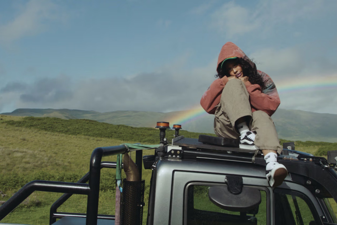 Эта звезда стала художественным директором Vans