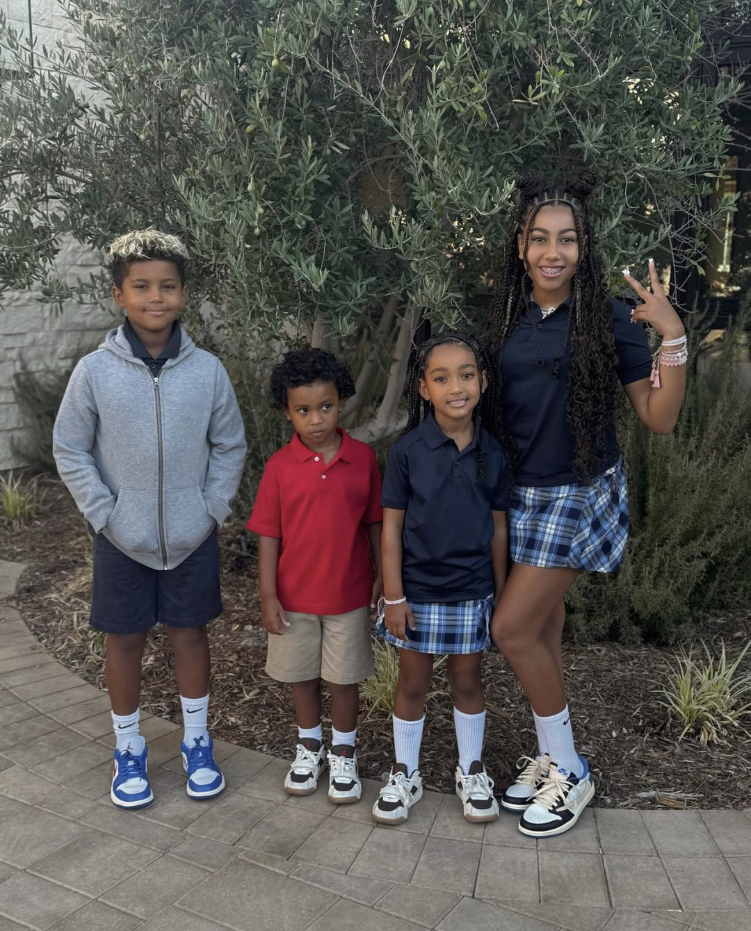 Фанаты в шоке: Норт Уэст сделала это в свои 12 лет  