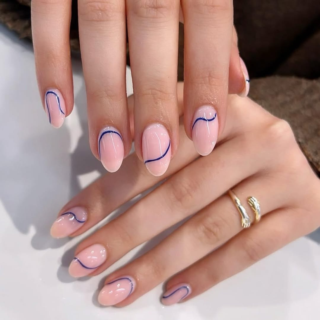 Жазғы маникюрге арналған жарқын әрі әсерлі идеялар