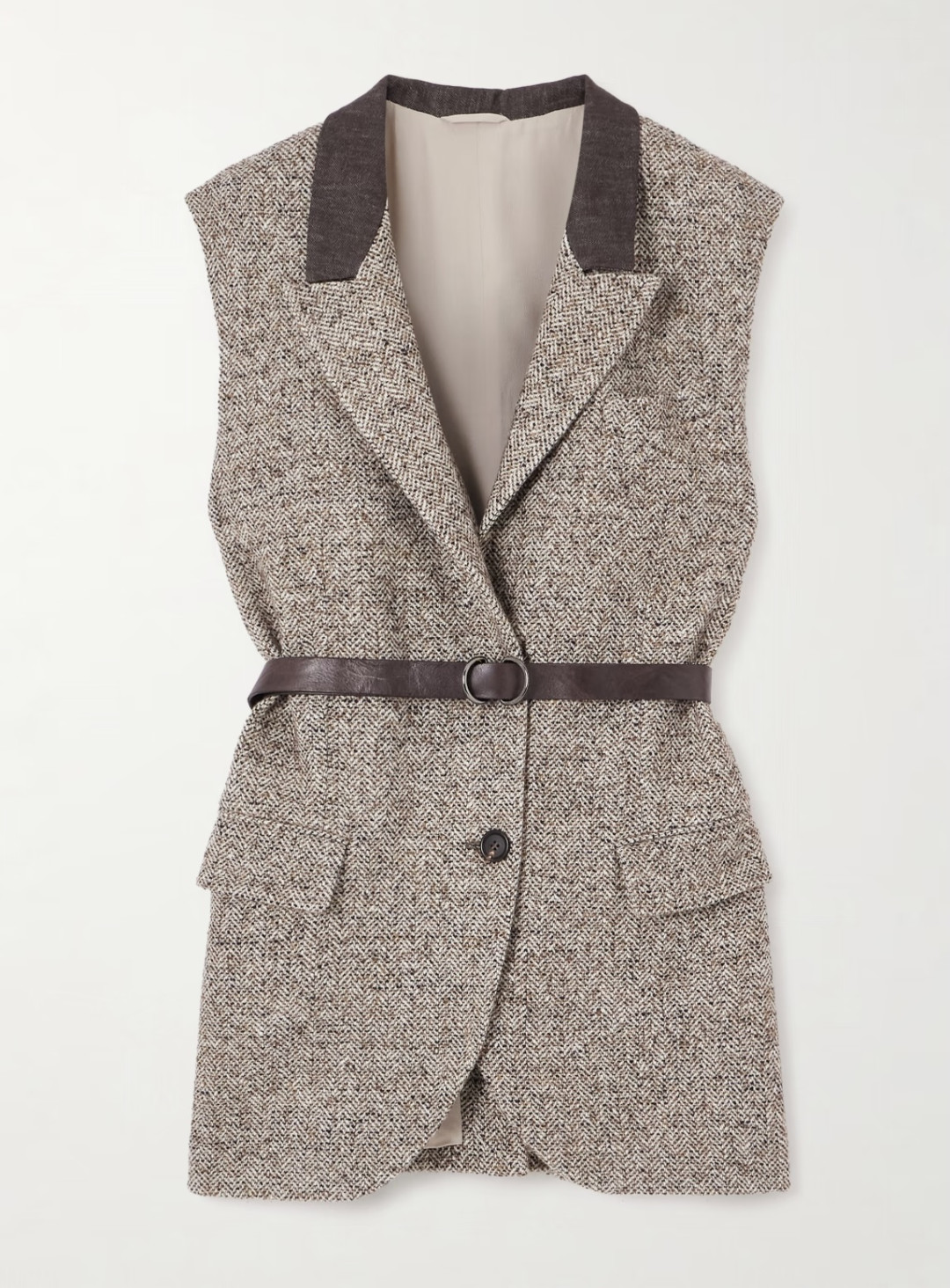 Где найти приталенный жилет как у Дженны Ортеги?