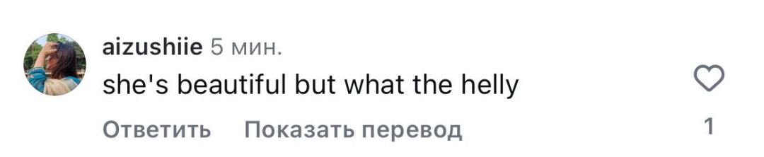 Откровенное платье Сидни Суини