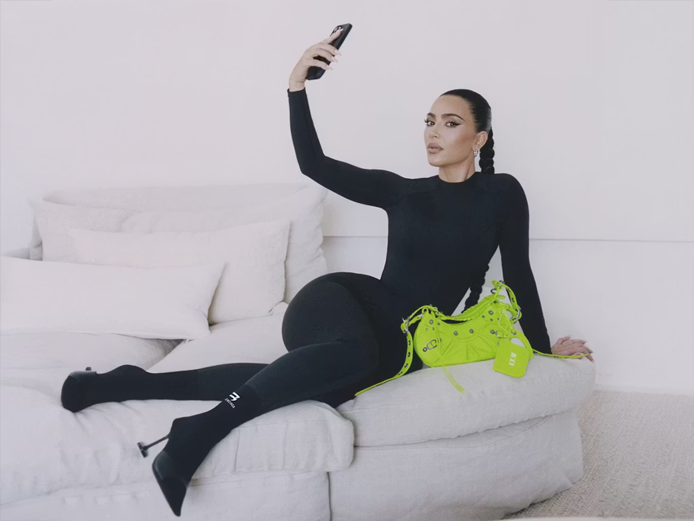 сумка Balenciaga Le Cagole