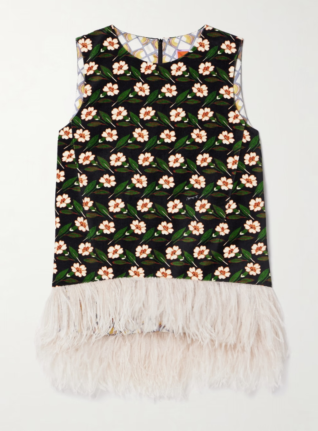 Где купить блузу с перьями как у Карлы Ергалиевой?