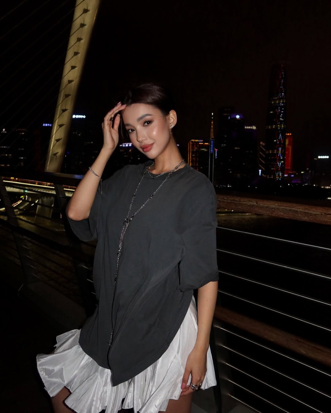 «Жұлдыздар танымалдыққа дейін және қазір…» Анеля Кенжибекова бала кезіндегі ескі фотосуретін көрсетті