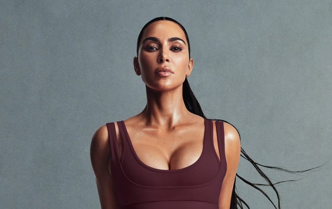 бренд SKIMS оценивается