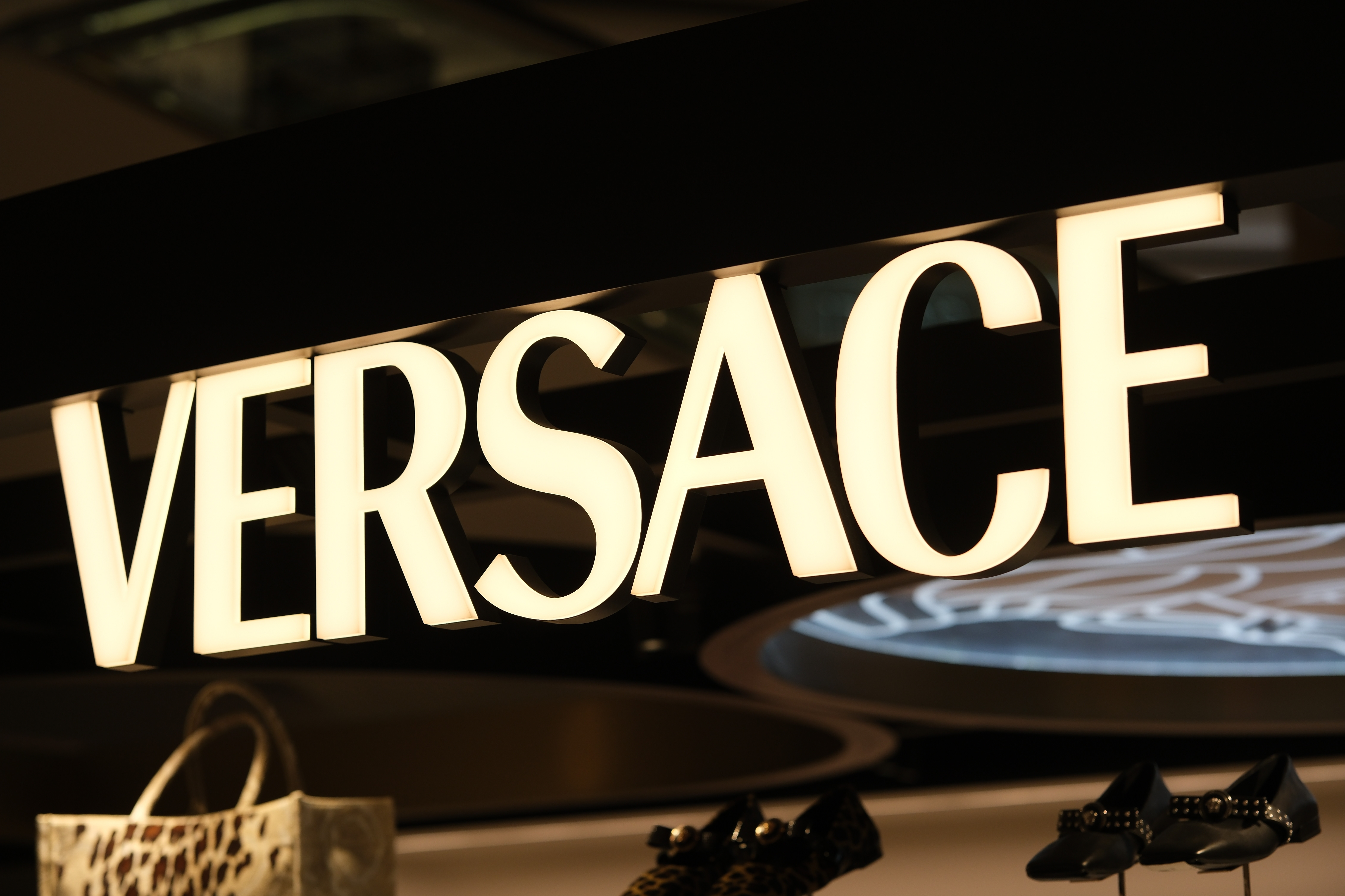 новый креативный директор Versace