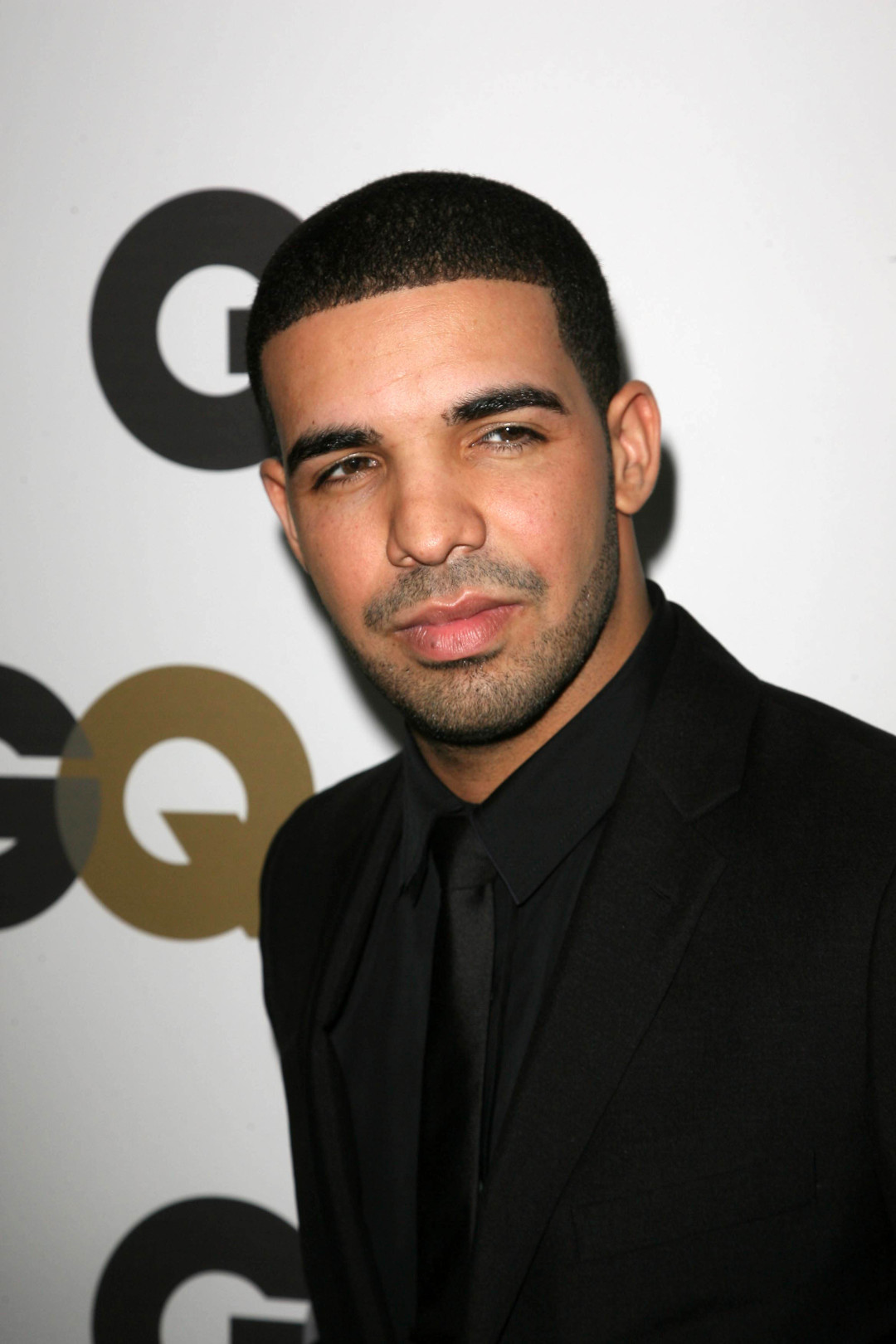 Дрейк обошел Бейонсе и занял первое место в этом списке