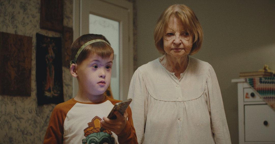 "Особенный доктор": на экраны выходит казахстанский детектив с участием "солнечных" детей 