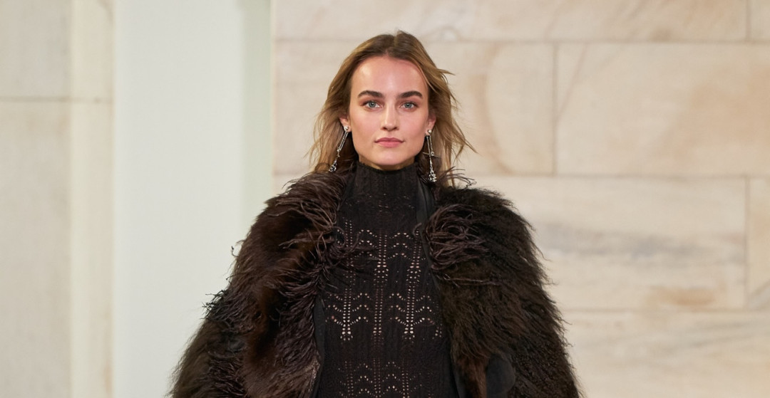 трендовая верхняя одежда осени 2025