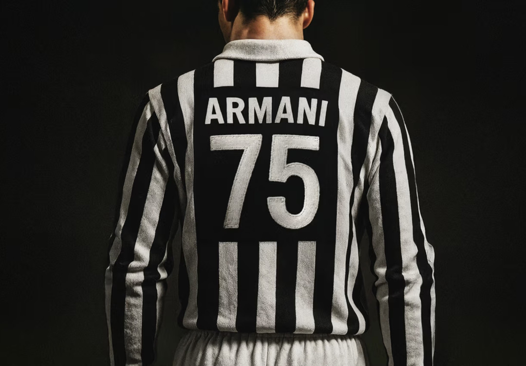 футбольная форма Giorgio Armani 